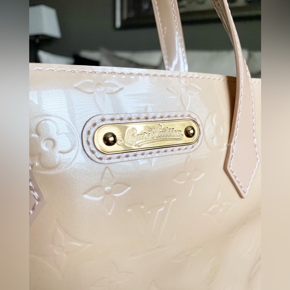 LOUIS VUITTON Vernis Wilshire PM - Picture 3 of 10